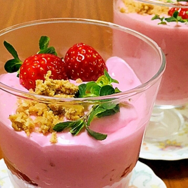 ストロベリーフール(ストロベリーアンドクリーム)